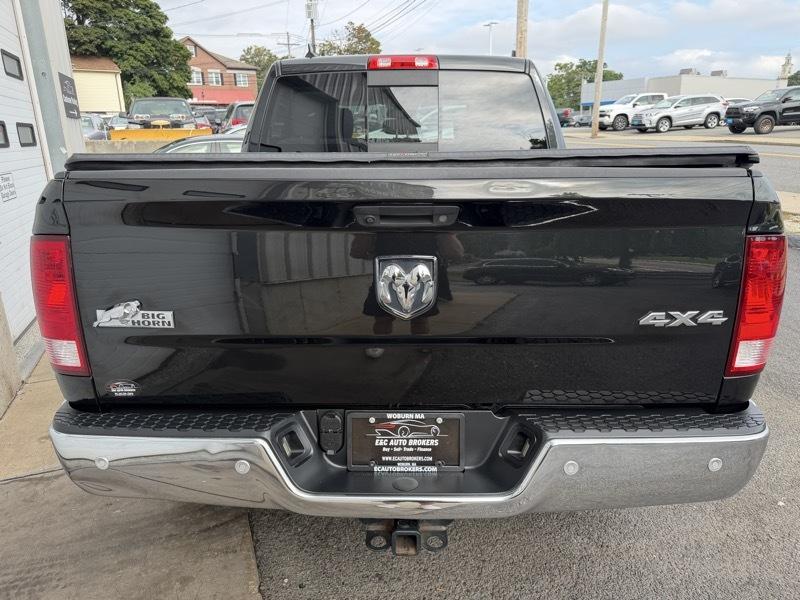 RAM 1500 Big Horn Crew Cab 4WD 2017
