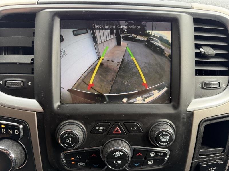 RAM 1500 Big Horn Crew Cab 4WD 2017