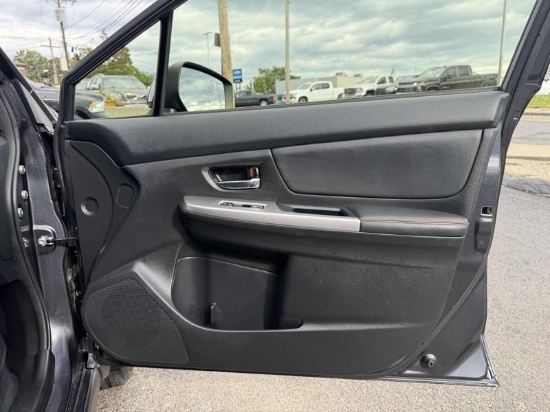 Subaru Crosstrek 2.0i Limited PZEV CVT 2016