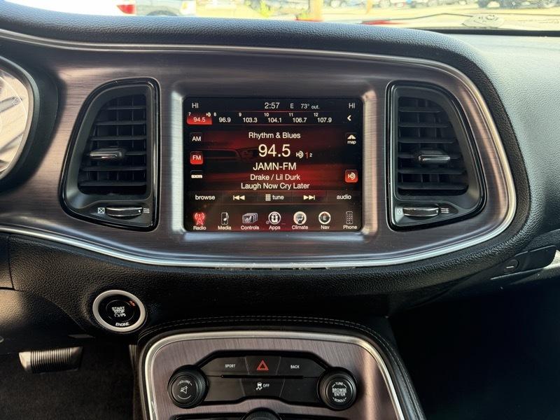 Dodge Challenger SXT 2015