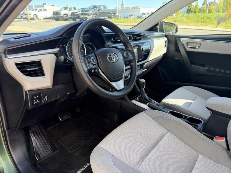 Toyota Corolla LE 2014