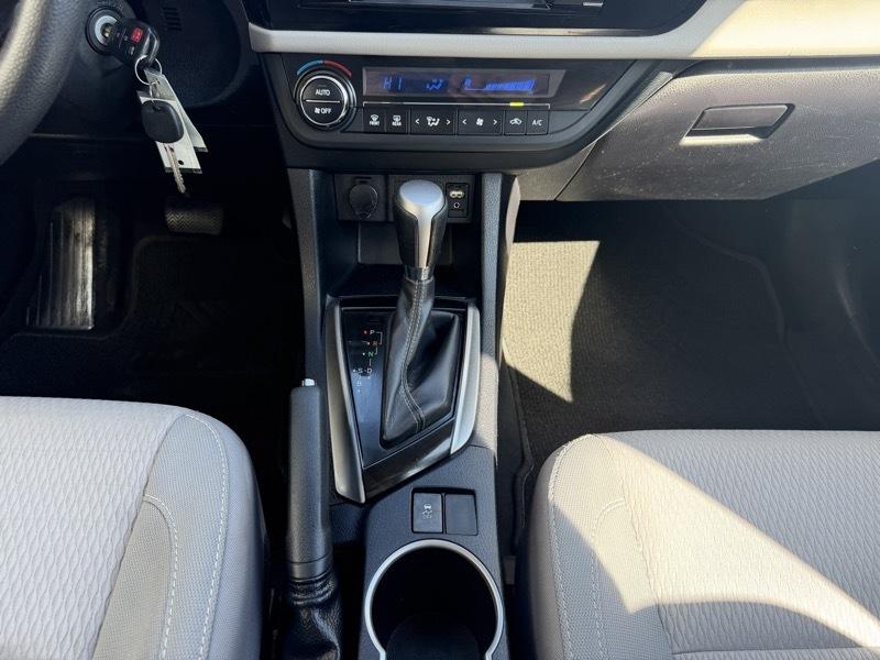 Toyota Corolla LE 2014