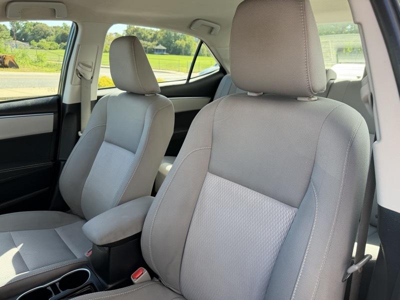 Toyota Corolla LE 2014