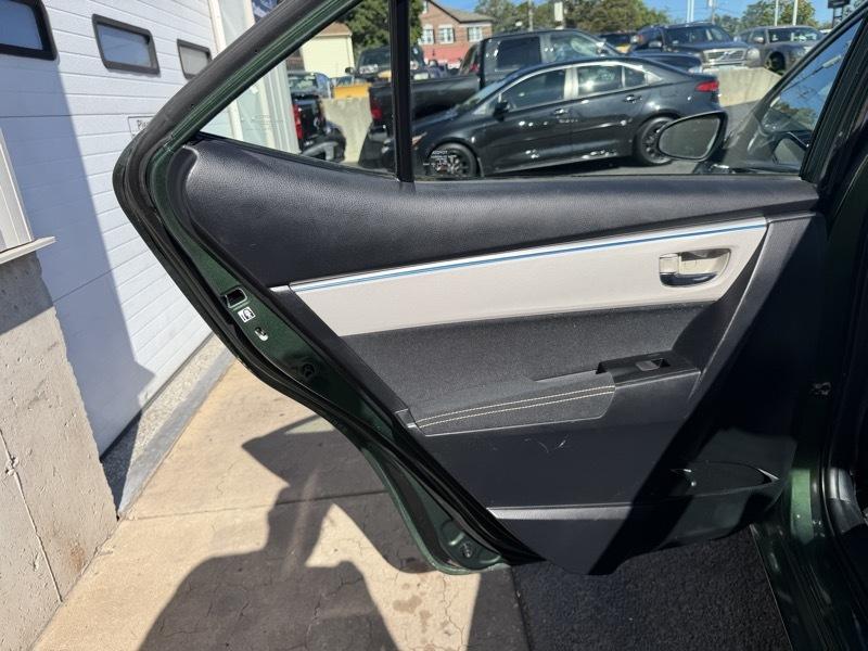 Toyota Corolla LE 2014