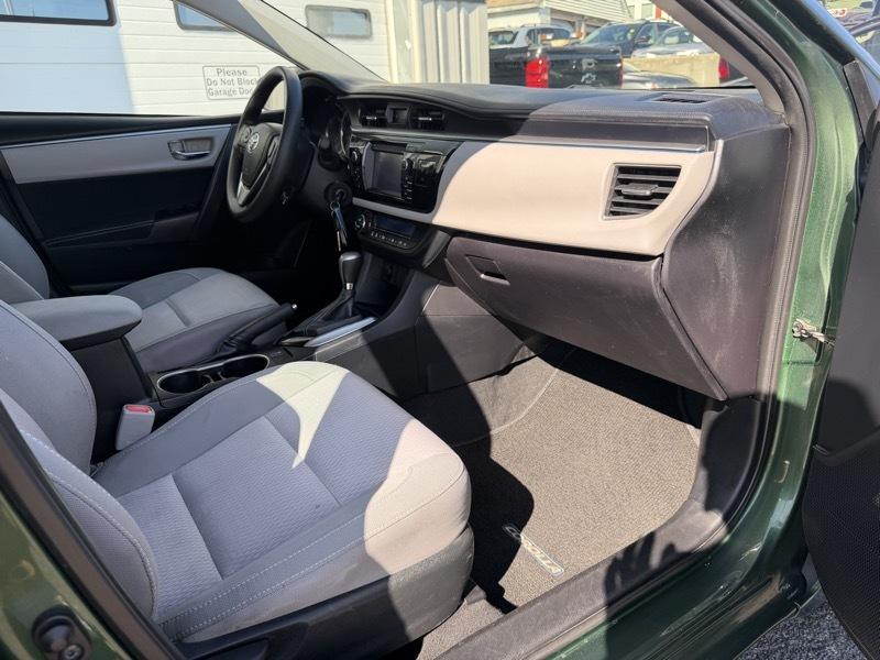 Toyota Corolla LE 2014
