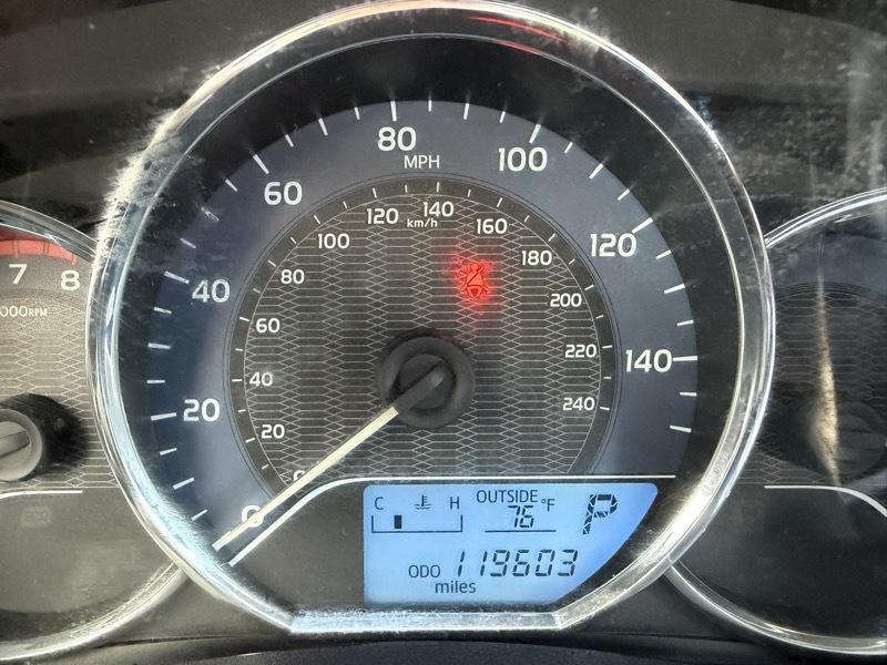 Toyota Corolla LE 2014