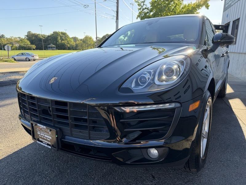 2017 Porsche Macan AWD