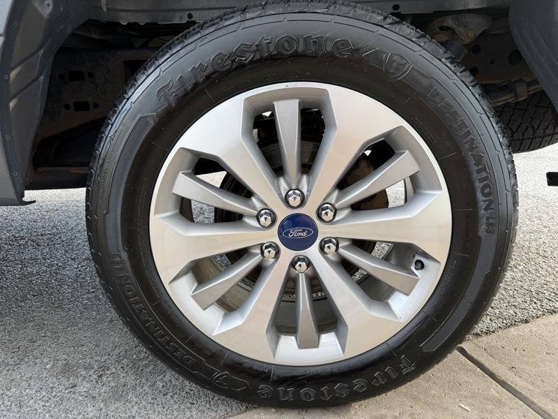 Ford F-150 STX SuperCab 4WD 2017