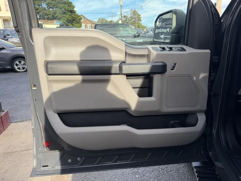Ford F-150 STX SuperCab 4WD 2017