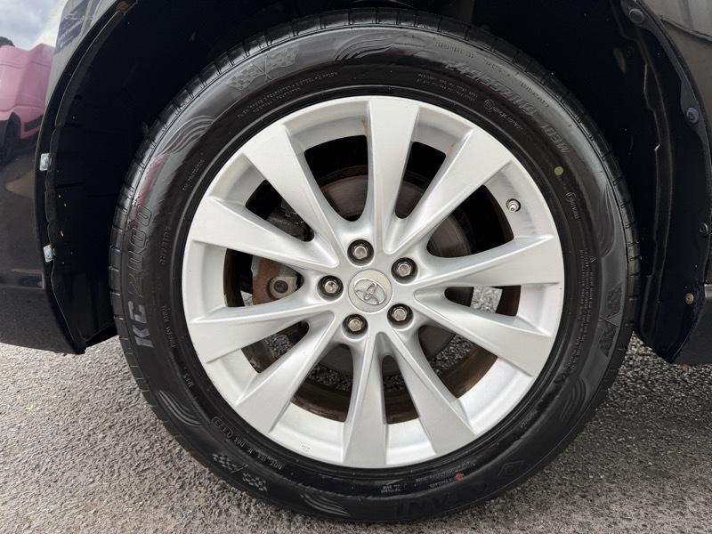 Toyota Venza LE I4 AWD 2013