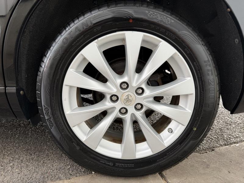 Toyota Venza LE I4 AWD 2013