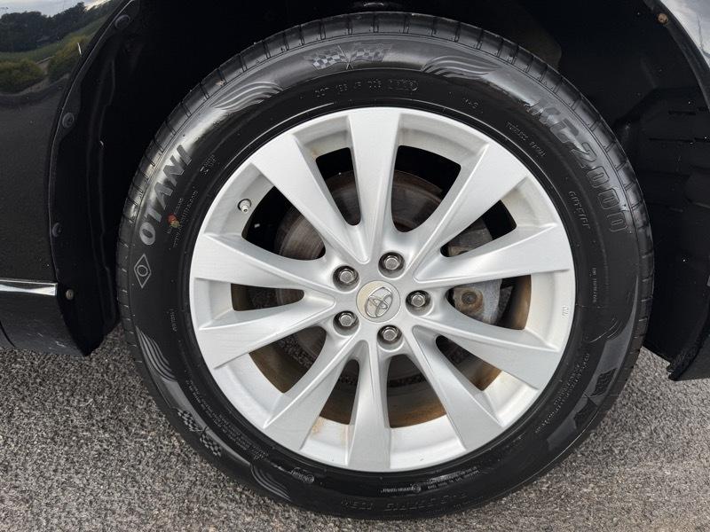 Toyota Venza LE I4 AWD 2013