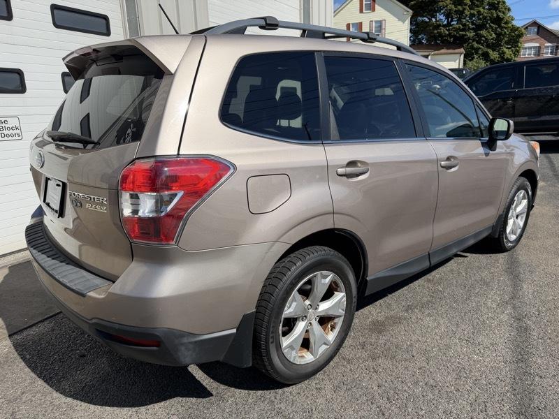 Subaru Forester 2.5i Limited 2014