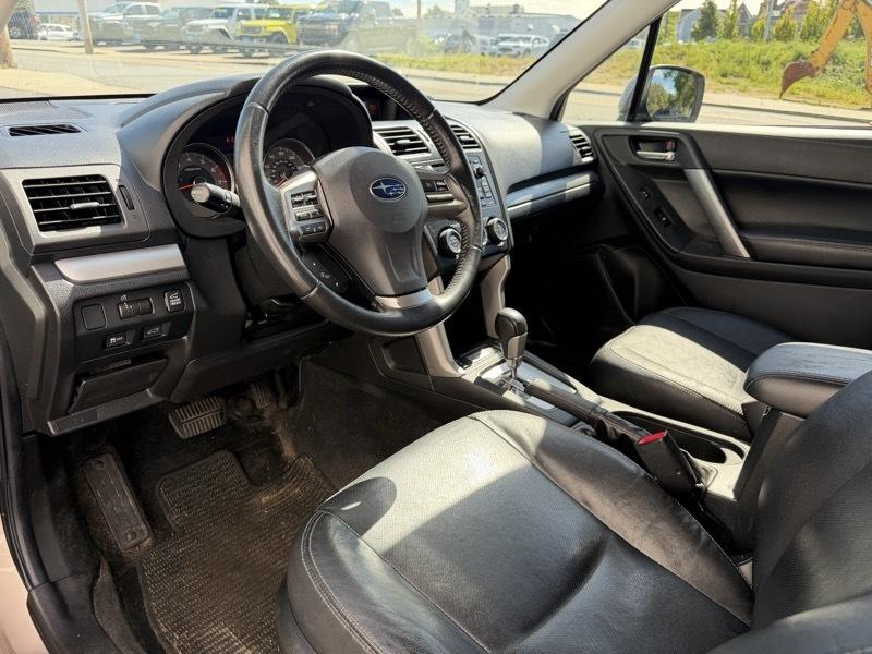 Subaru Forester 2.5i Limited 2014