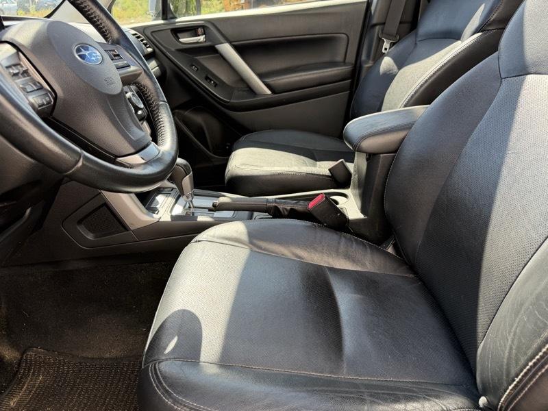 Subaru Forester 2.5i Limited 2014