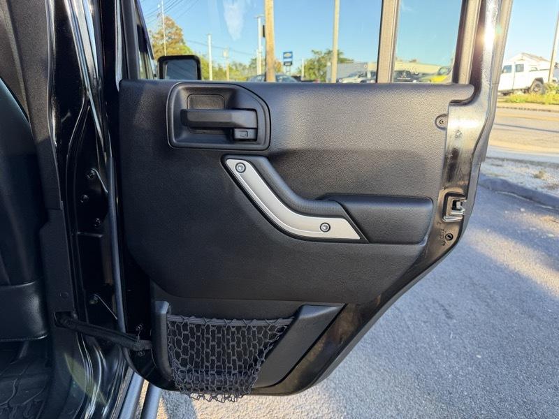 Jeep Wrangler Unlimited Rubicon 4WD 2016