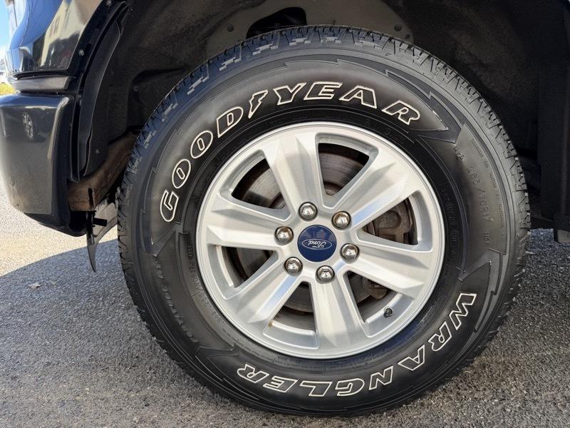 Ford F-150 XL 4WD 2015