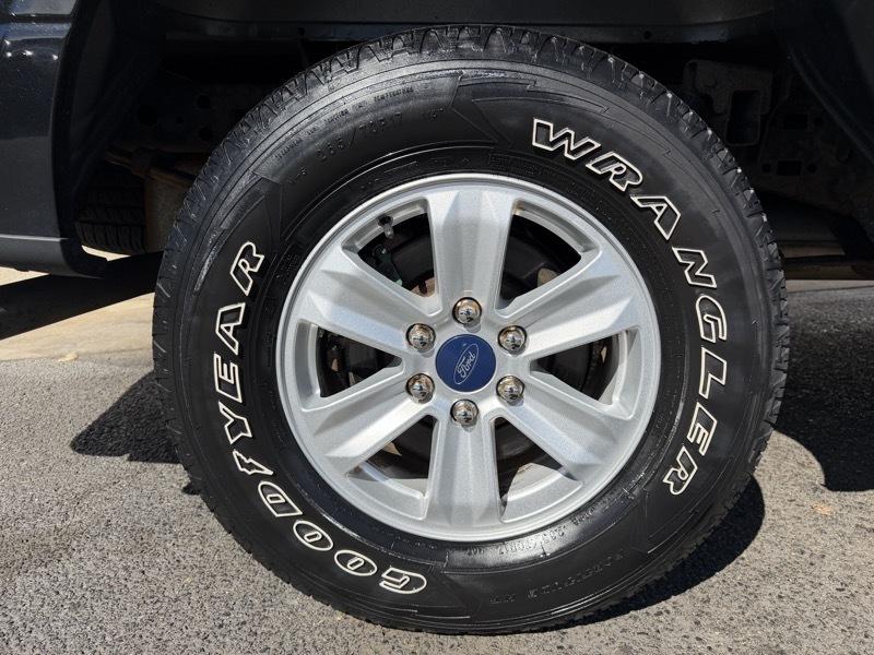 Ford F-150 XL 4WD 2015