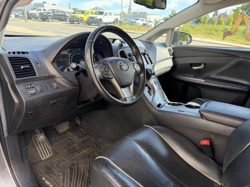 Toyota Venza XLE I4 AWD 2014