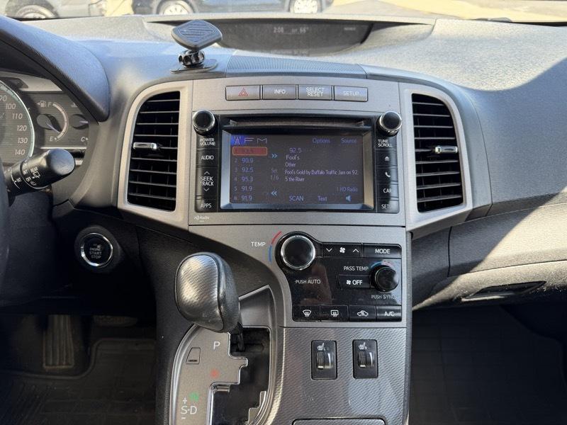 Toyota Venza XLE I4 AWD 2014