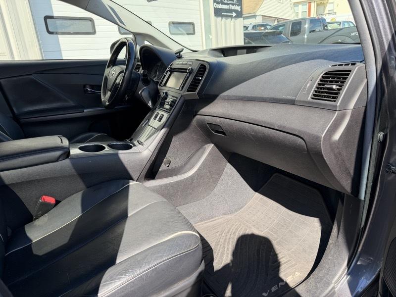 Toyota Venza XLE I4 AWD 2014