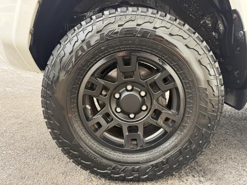 Toyota 4Runner SR5 4WD 2017