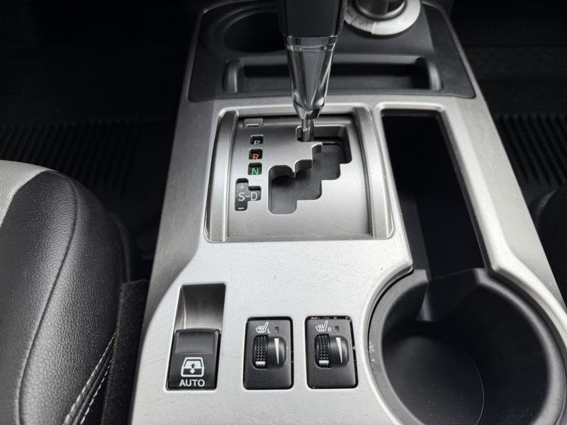 Toyota 4Runner SR5 4WD 2017
