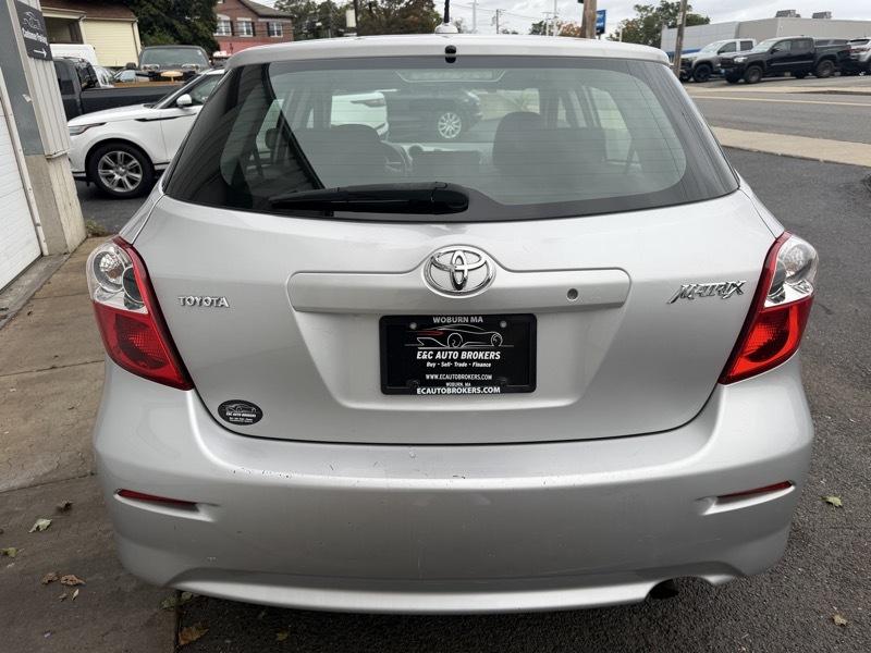 Toyota Matrix 4dr Wgn Man FWD 2010