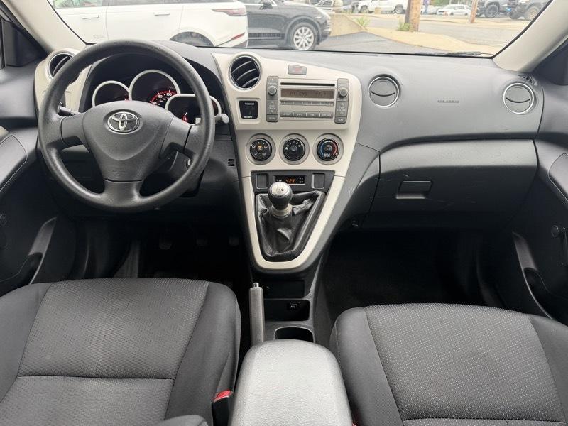 Toyota Matrix 4dr Wgn Man FWD 2010