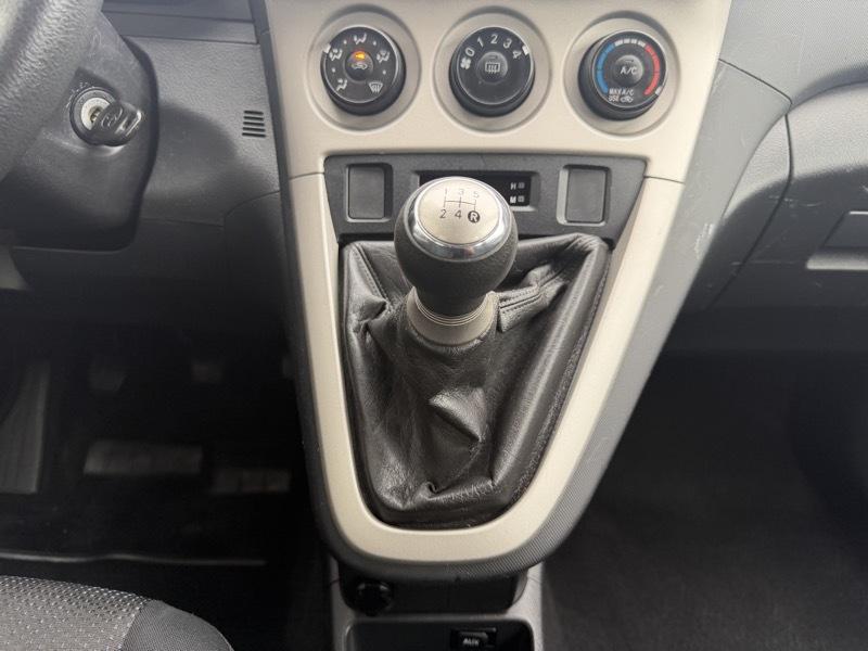 Toyota Matrix 4dr Wgn Man FWD 2010