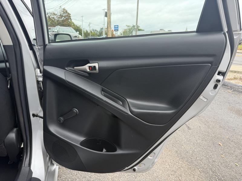 Toyota Matrix 4dr Wgn Man FWD 2010