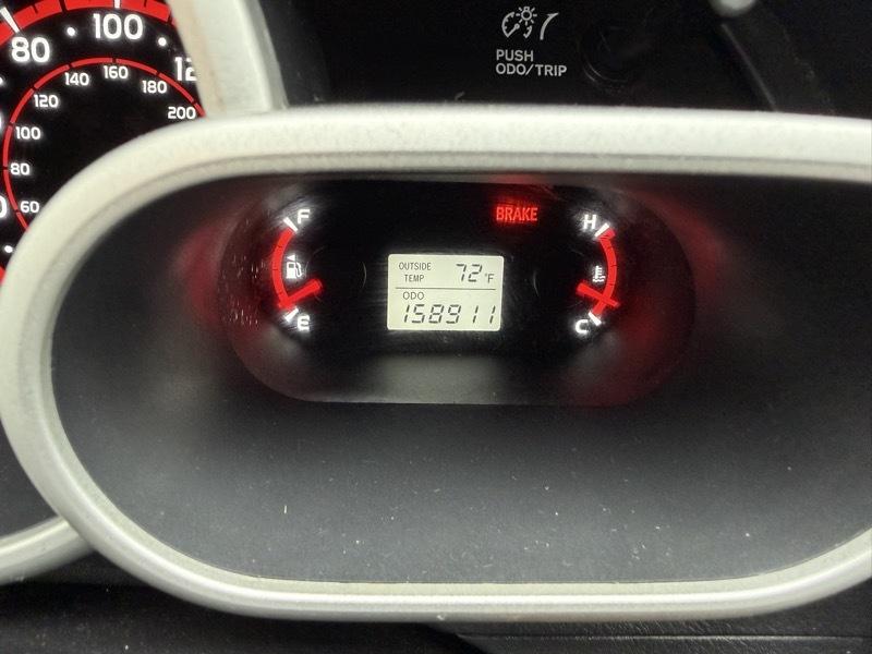Toyota Matrix 4dr Wgn Man FWD 2010