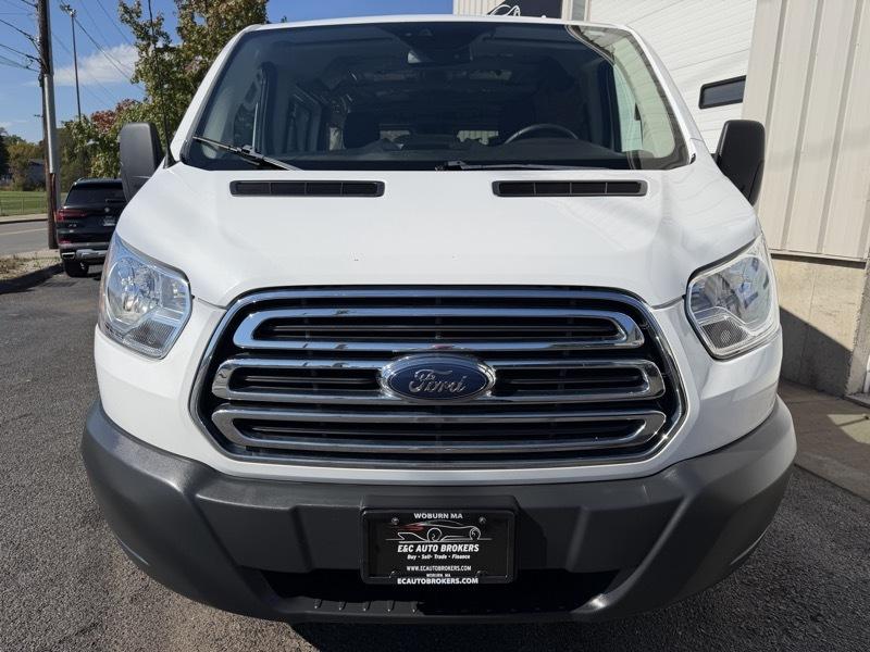 Ford Transit 250 Van Low Roof w/Sliding Pass. 130-in. WB 2018