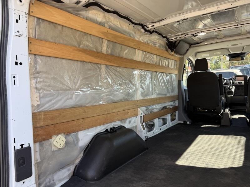 Ford Transit 250 Van Low Roof w/Sliding Pass. 130-in. WB 2018