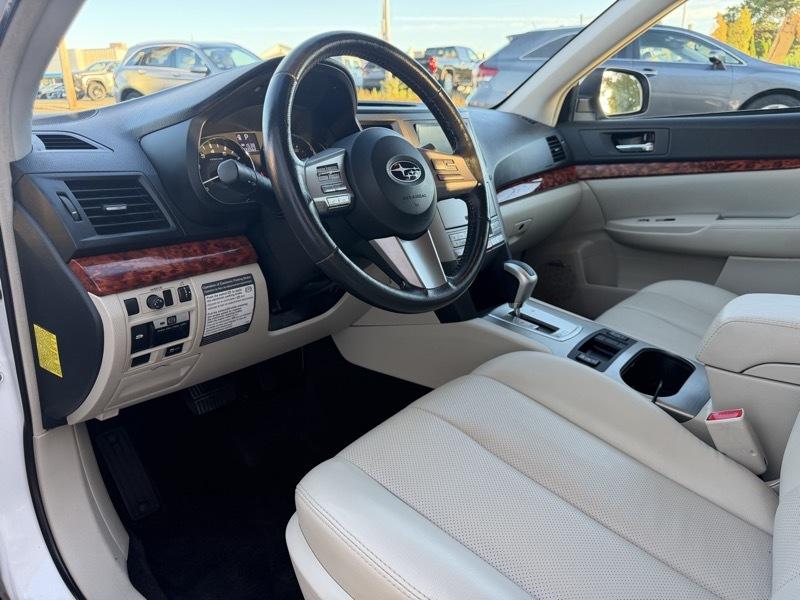 Subaru Outback 2.5i Limited 2011