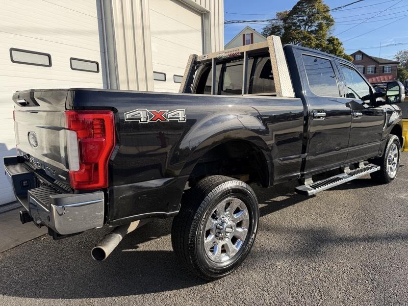 Ford F-350 SD Lariat Crew Cab 4WD 2019