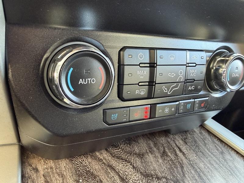 Ford F-350 SD Lariat Crew Cab 4WD 2019