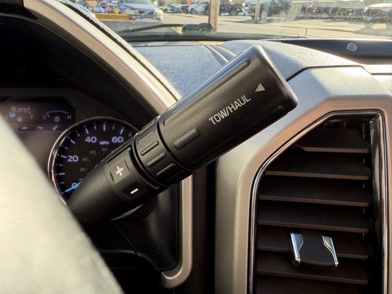 Ford F-350 SD Lariat Crew Cab 4WD 2019