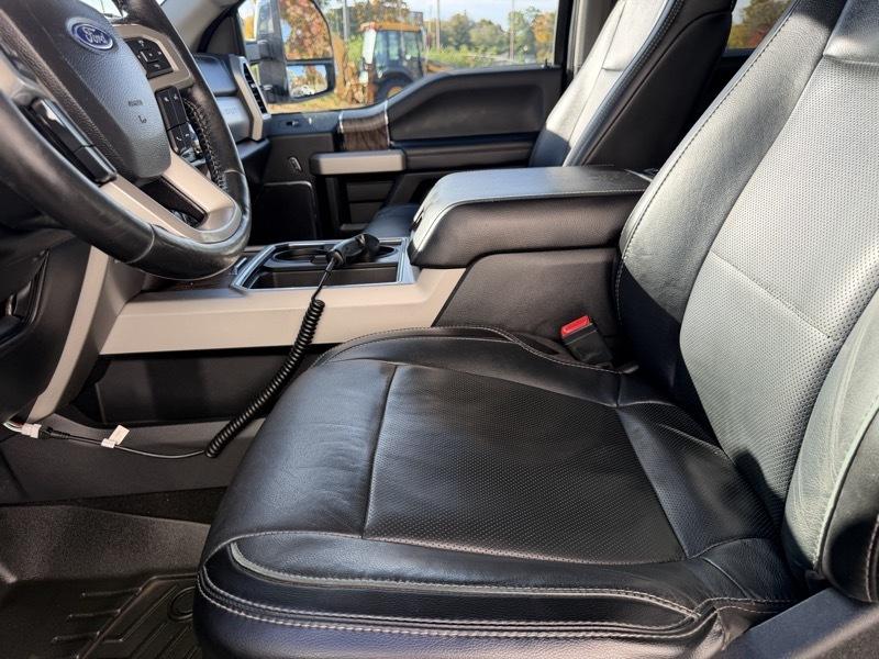 Ford F-350 SD Lariat Crew Cab 4WD 2019