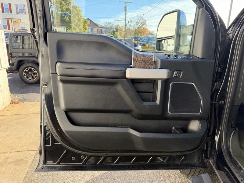 Ford F-350 SD Lariat Crew Cab 4WD 2019