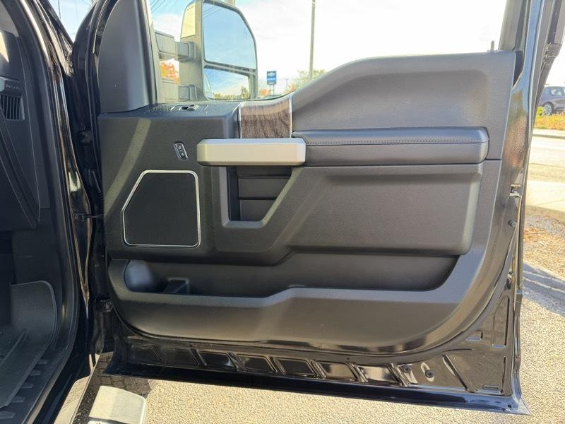 Ford F-350 SD Lariat Crew Cab 4WD 2019