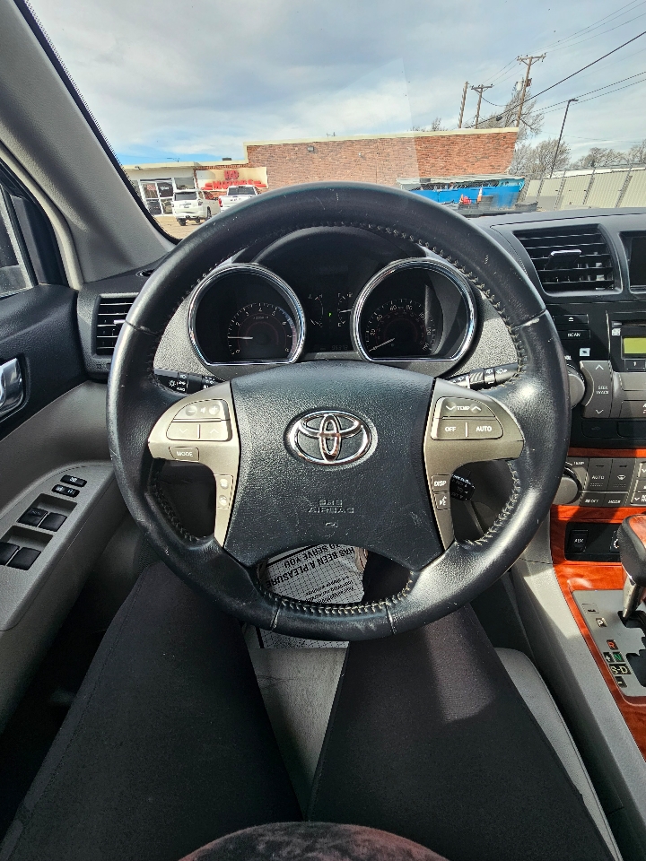 Toyota Highlander FWD 4dr V6 Limited (Natl) 2009