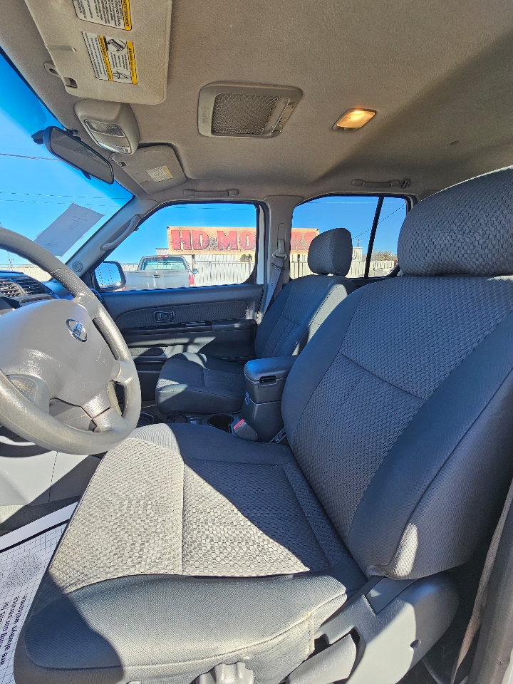 Nissan Xterra 4dr XE 4WD V6 Auto 2004