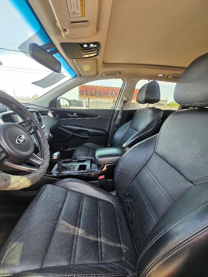 Kia Sorento AWD 4dr 3.3L SX 2016