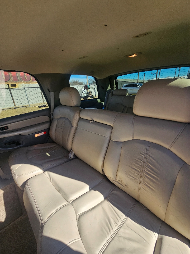 Chevrolet New Tahoe 4dr 4WD LT 2000