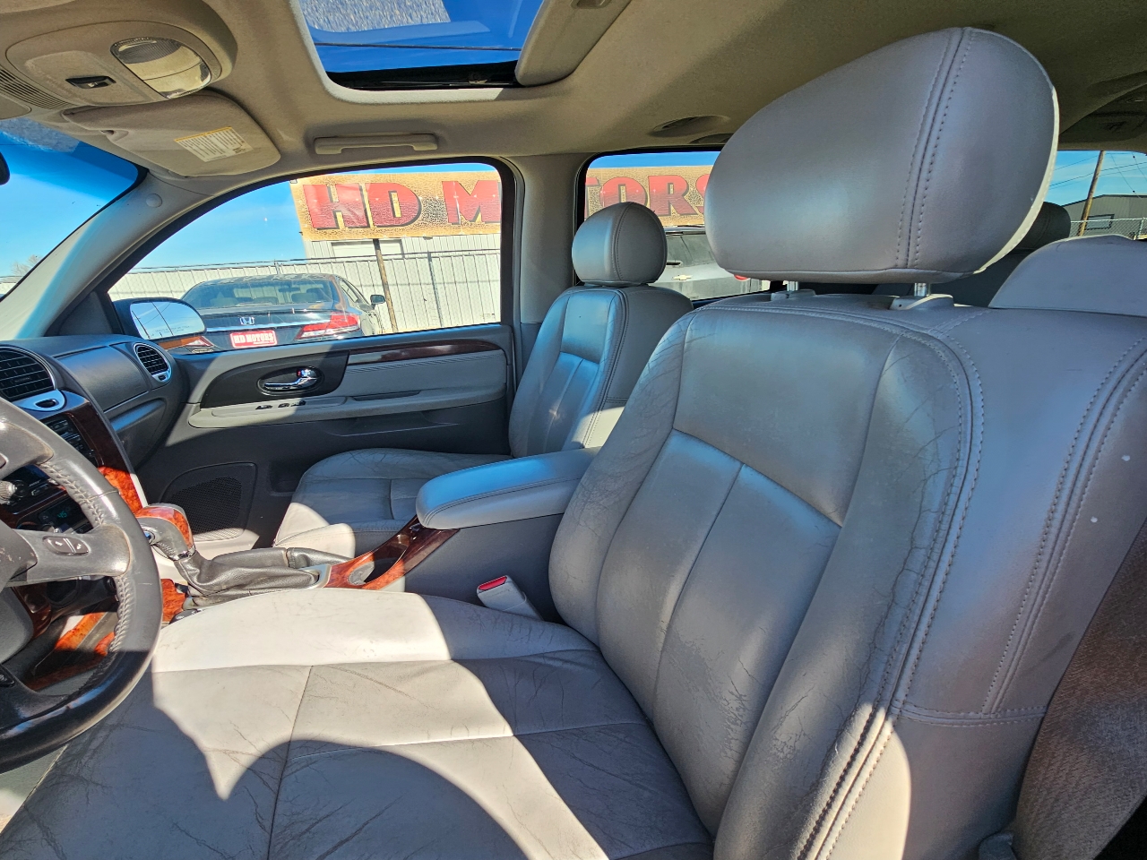 GMC Envoy XL 4dr 2WD SLT 2005