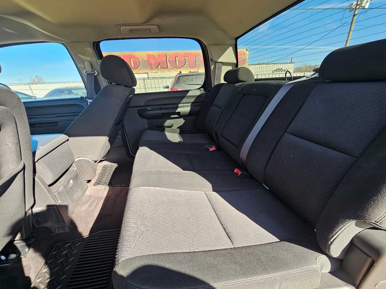 Chevrolet Silverado 1500 4WD Crew Cab 143.5" LT 2012