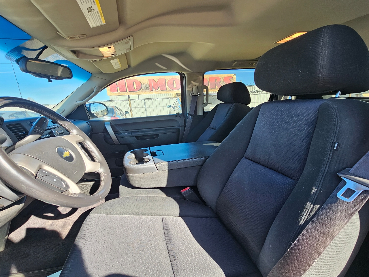 Chevrolet Silverado 1500 4WD Crew Cab 143.5" LT 2012