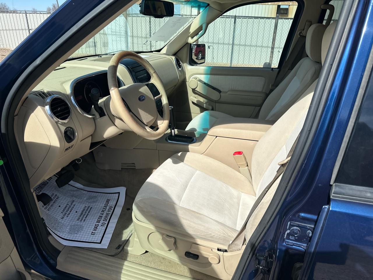 Ford Explorer 4dr 114" WB 4.0L XLT 4WD 2006