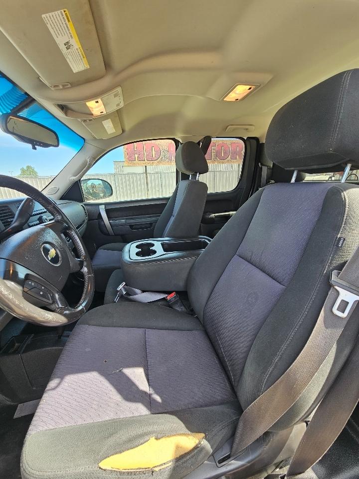 Chevrolet Silverado 1500 4WD Ext Cab 143.5" LS 2013